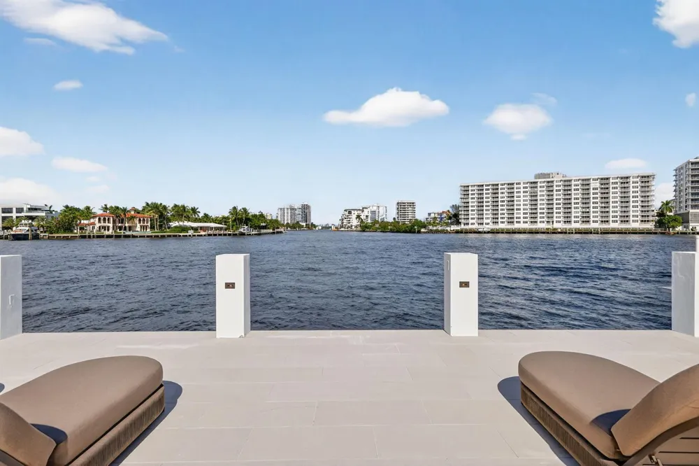 2533 Aqua Vista Boulevard Fort Lauderdale, FL 33301