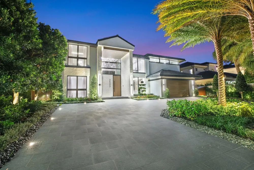 2533 Aqua Vista Boulevard Fort Lauderdale, FL 33301
