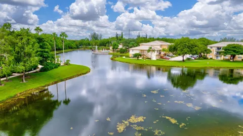 600 Crestwood Ct Court #609
