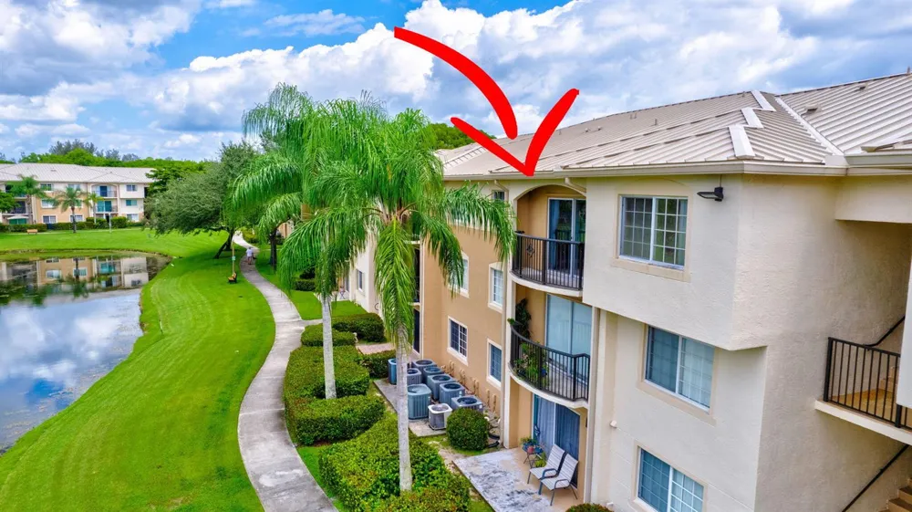 600 Crestwood Ct Court #609 Royal Palm Beach, FL 33411