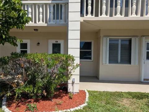 2115 NE 42nd Court #104N