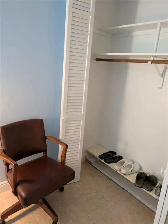 2115 NE 42nd Court #104N Lighthouse Point, FL 33064