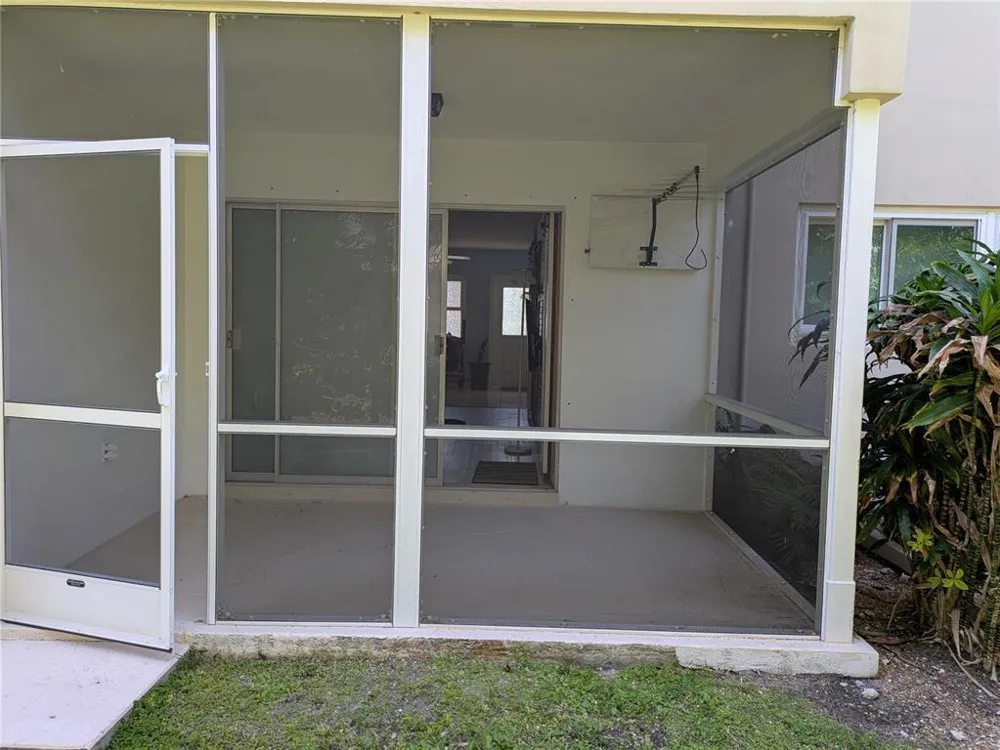 2115 NE 42nd Court #104N Lighthouse Point, FL 33064