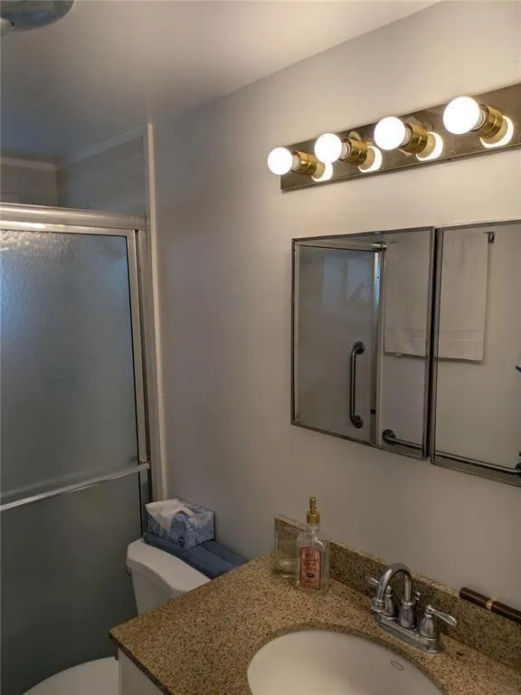2115 NE 42nd Court #104N Lighthouse Point, FL 33064