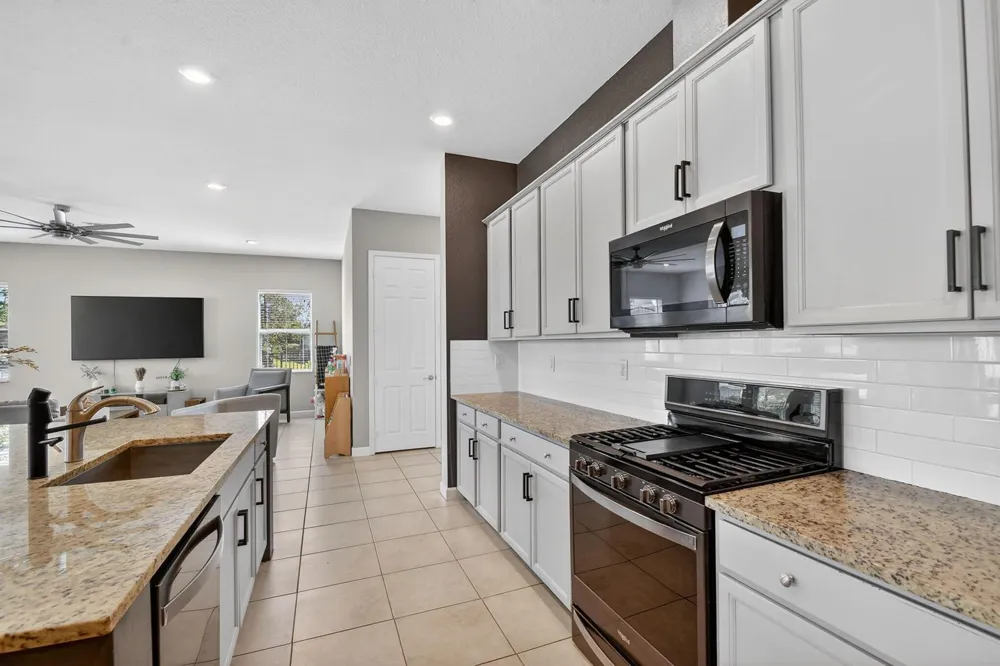 19535 Split Rail Run Loxahatchee, FL 33470