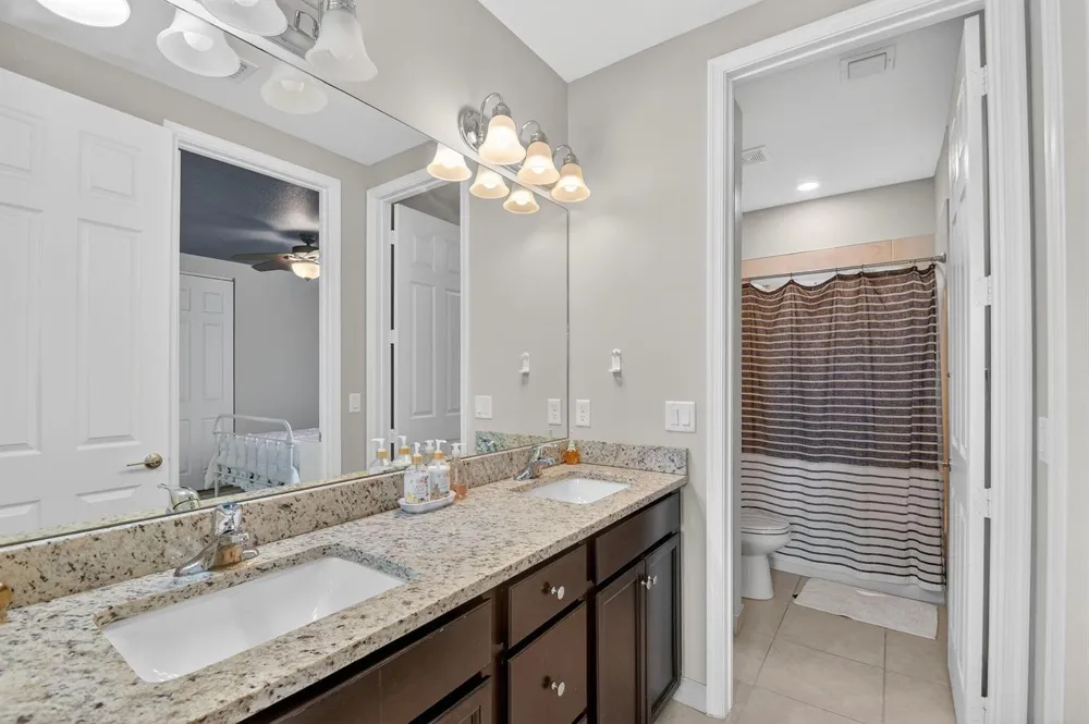 19535 Split Rail Run Loxahatchee, FL 33470