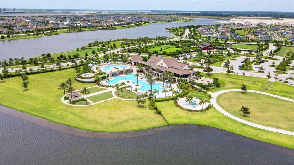 19535 Split Rail Run Loxahatchee, FL 33470