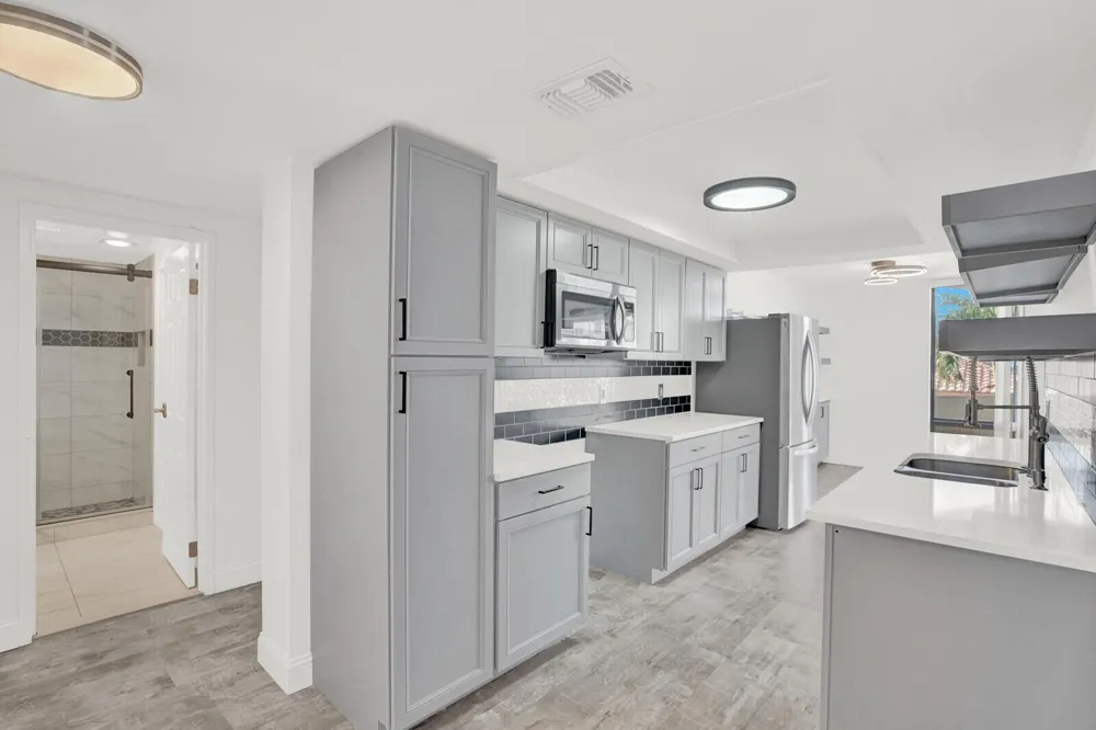 5460 Ocean Drive #1d Singer Island, FL 33404