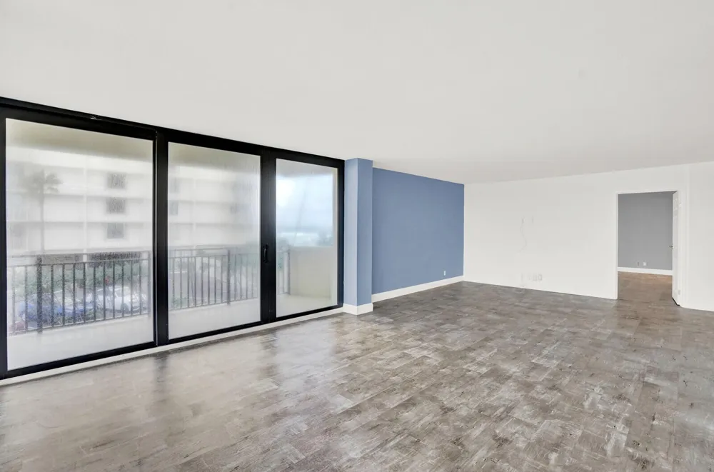 5460 Ocean Drive #1d Singer Island, FL 33404