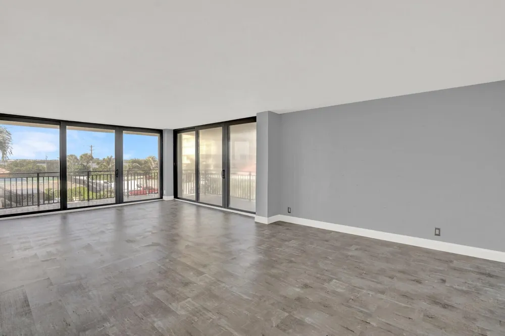 5460 Ocean Drive #1d Singer Island, FL 33404