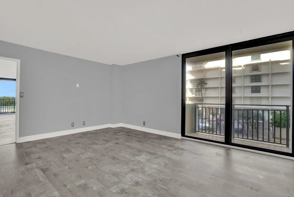 5460 Ocean Drive #1d Singer Island, FL 33404