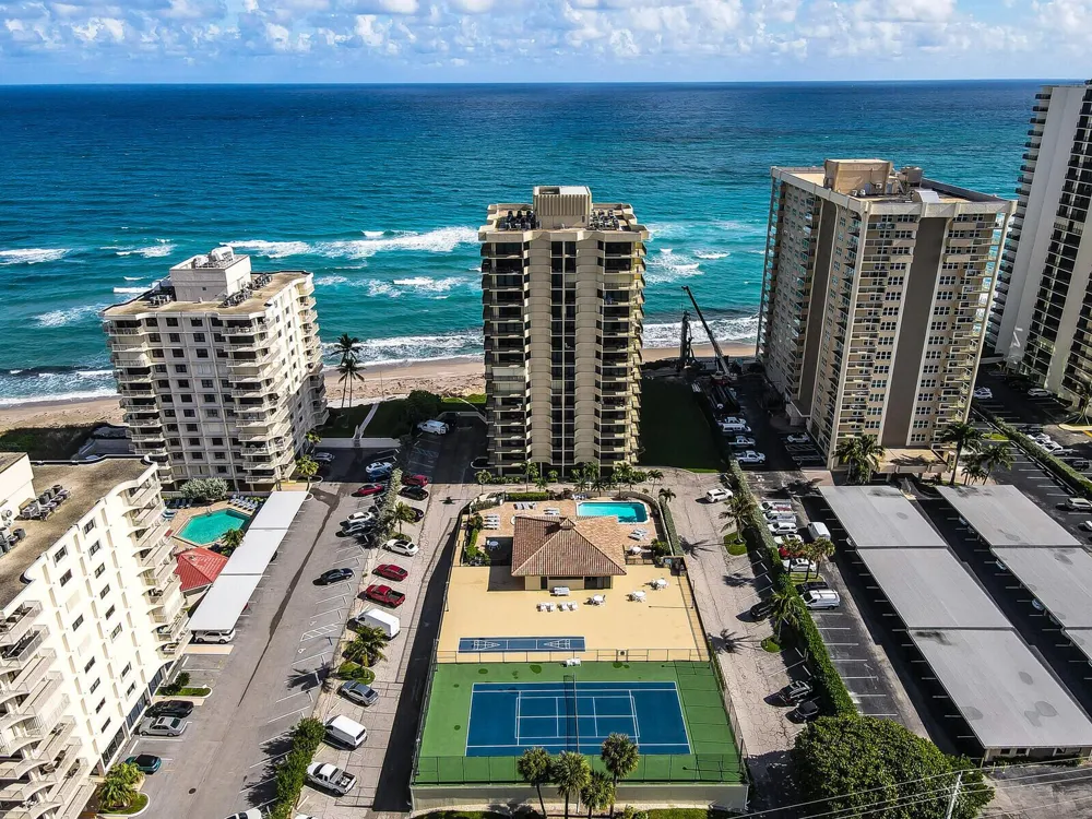 5460 Ocean Drive #1d Singer Island, FL 33404