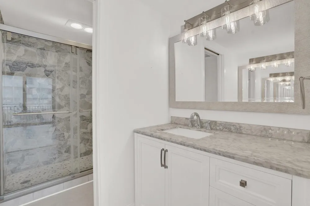 5460 Ocean Drive #1d Singer Island, FL 33404