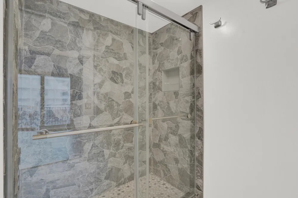 5460 Ocean Drive #1d Singer Island, FL 33404
