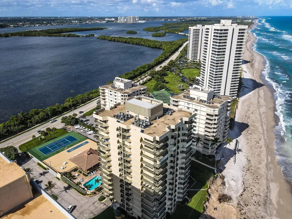 5460 Ocean Drive #1d Singer Island, FL 33404