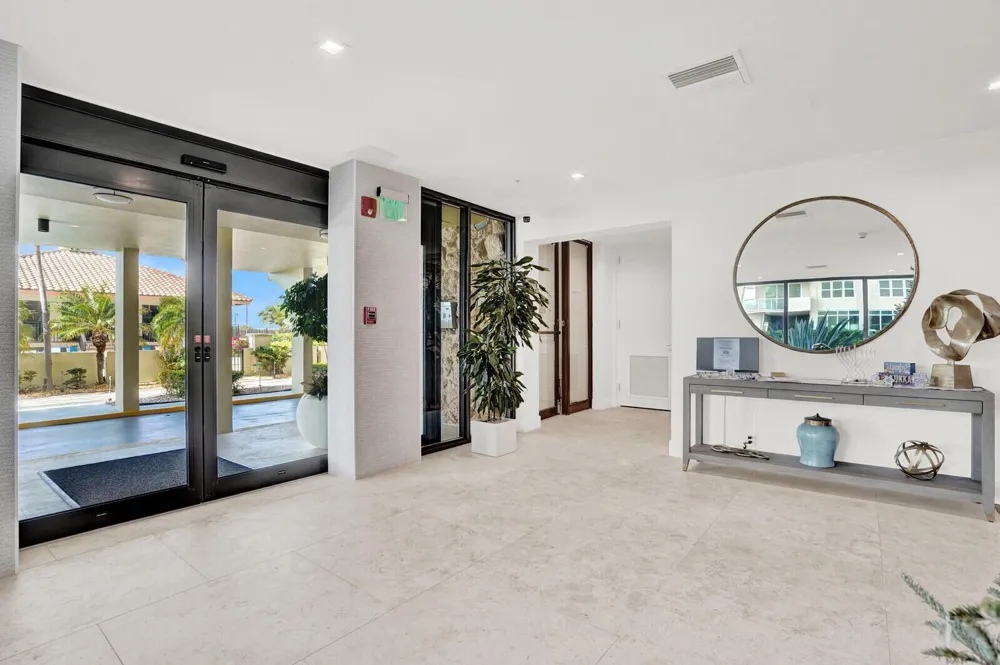 5460 Ocean Drive #1d Singer Island, FL 33404