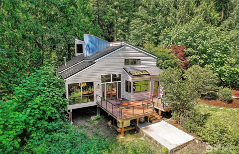 13020 Squak Mountain Road SE