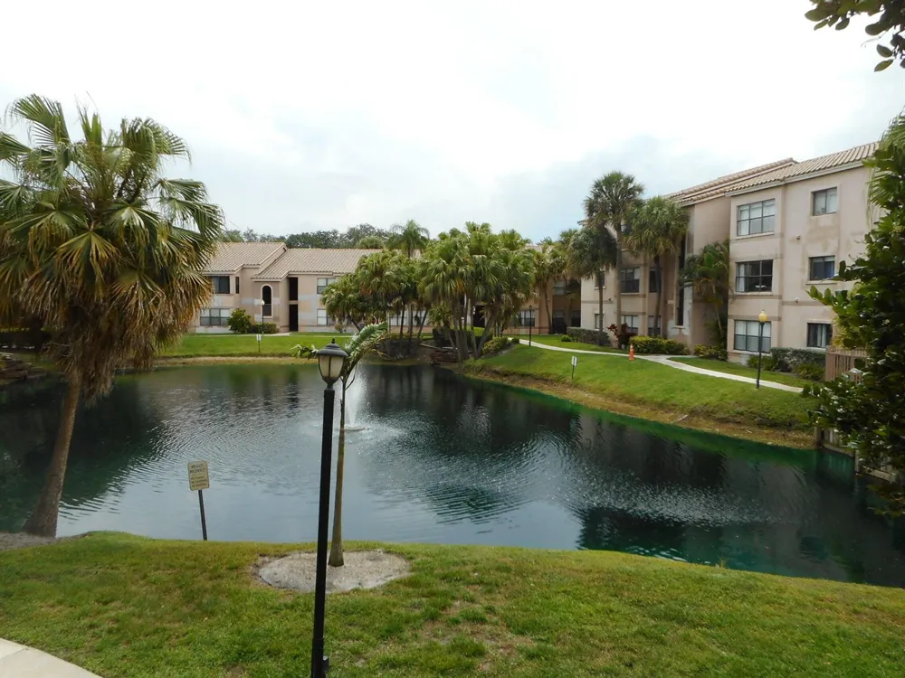 2926 S University Drive #6205 Davie, FL 33328