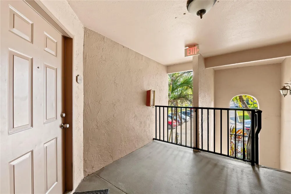 2926 S University Drive #6205 Davie, FL 33328