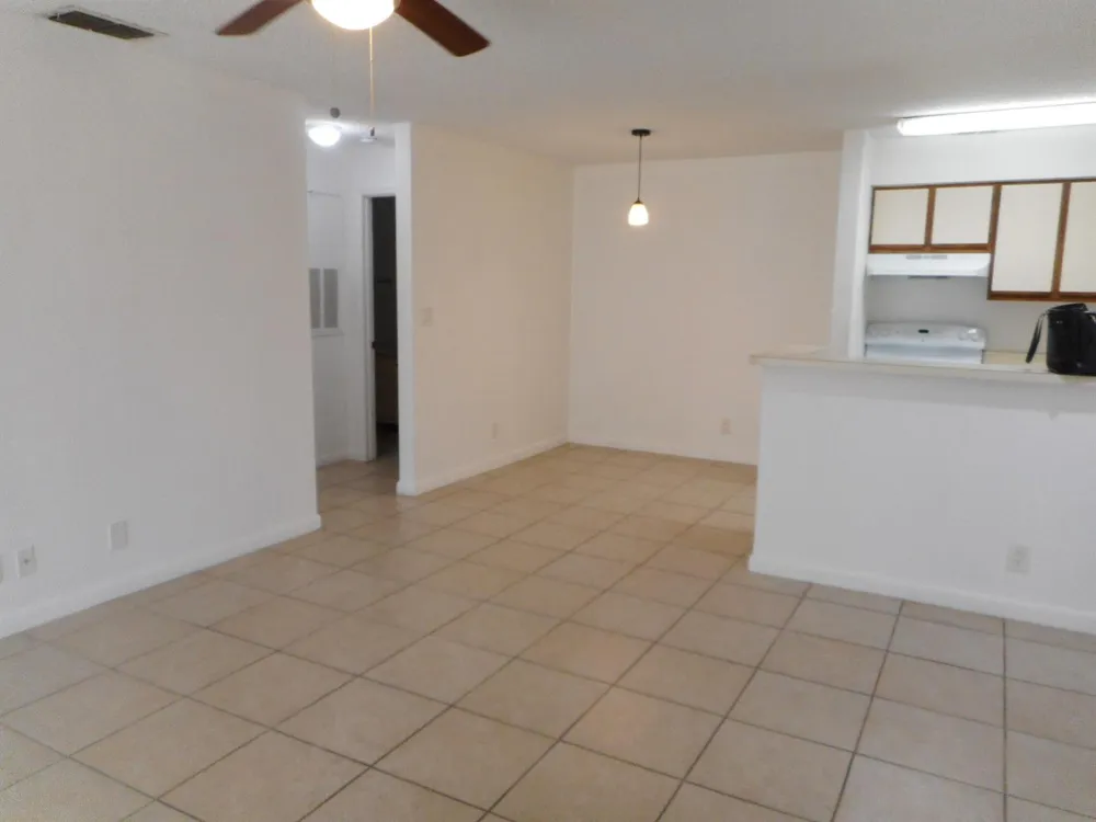 2926 S University Drive #6205 Davie, FL 33328