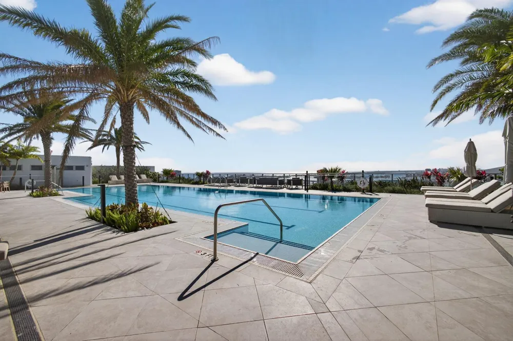 220 Lake Shore Drive #609 Lake Park, FL 33403