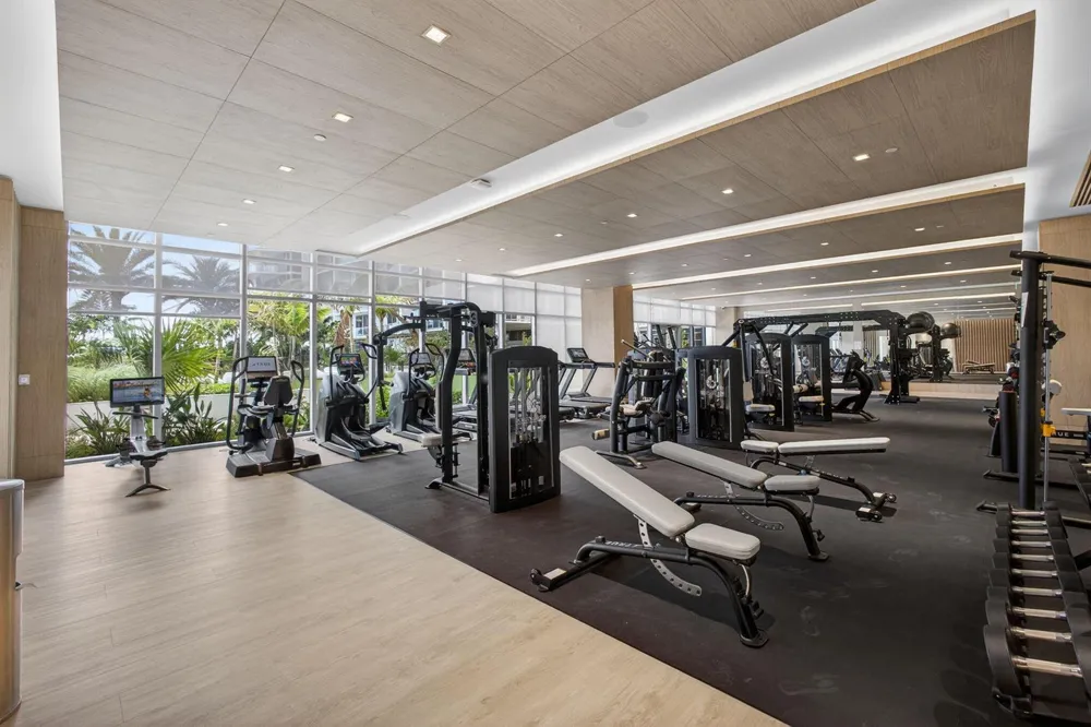 220 Lake Shore Drive #605 Lake Park, FL 33403