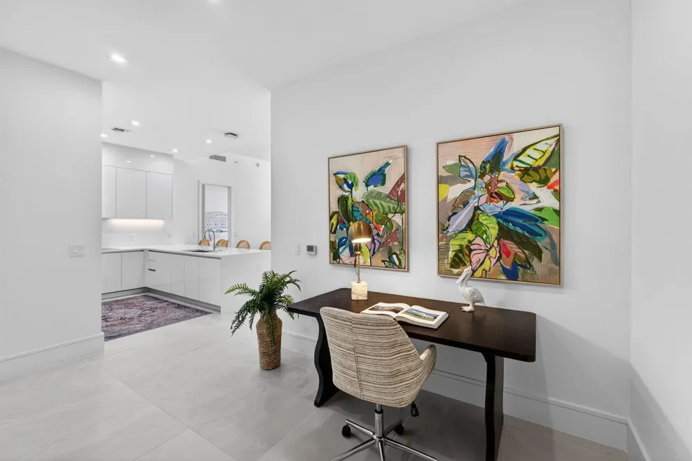 220 Lake Shore Drive #605 Lake Park, FL 33403
