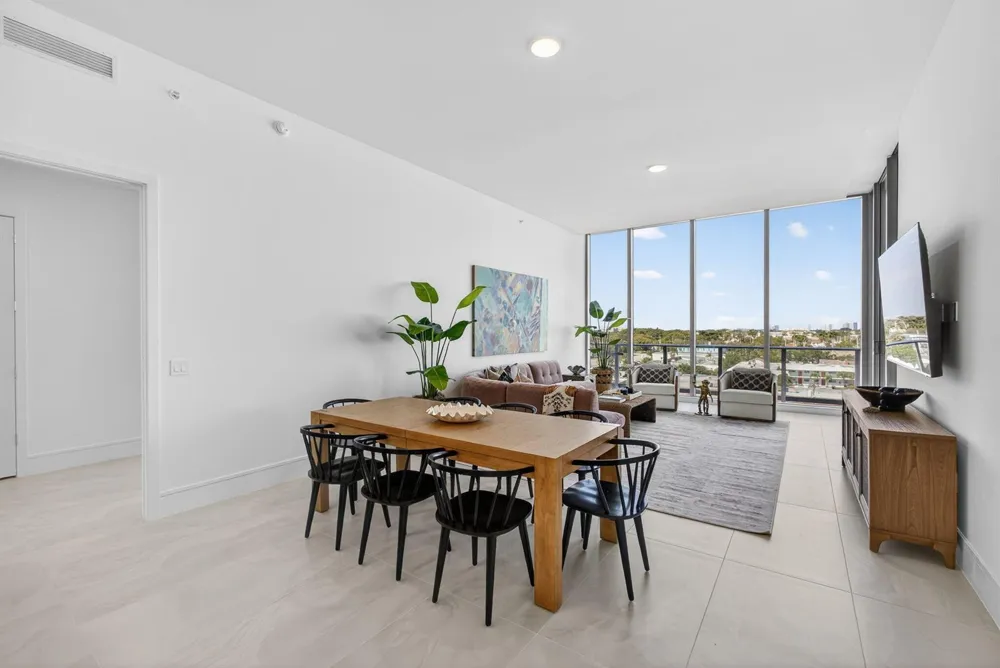 220 Lake Shore Drive #605 Lake Park, FL 33403