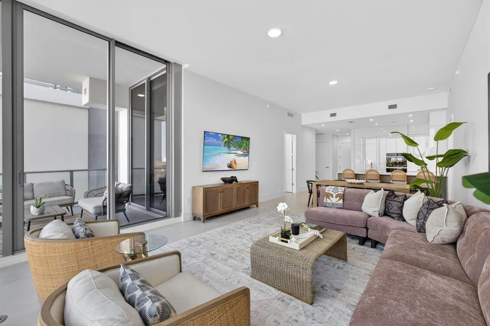 220 Lake Shore Drive #605 Lake Park, FL 33403