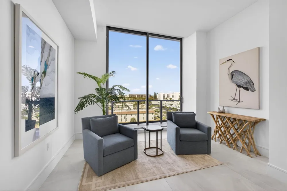 220 Lake Shore Drive #605 Lake Park, FL 33403
