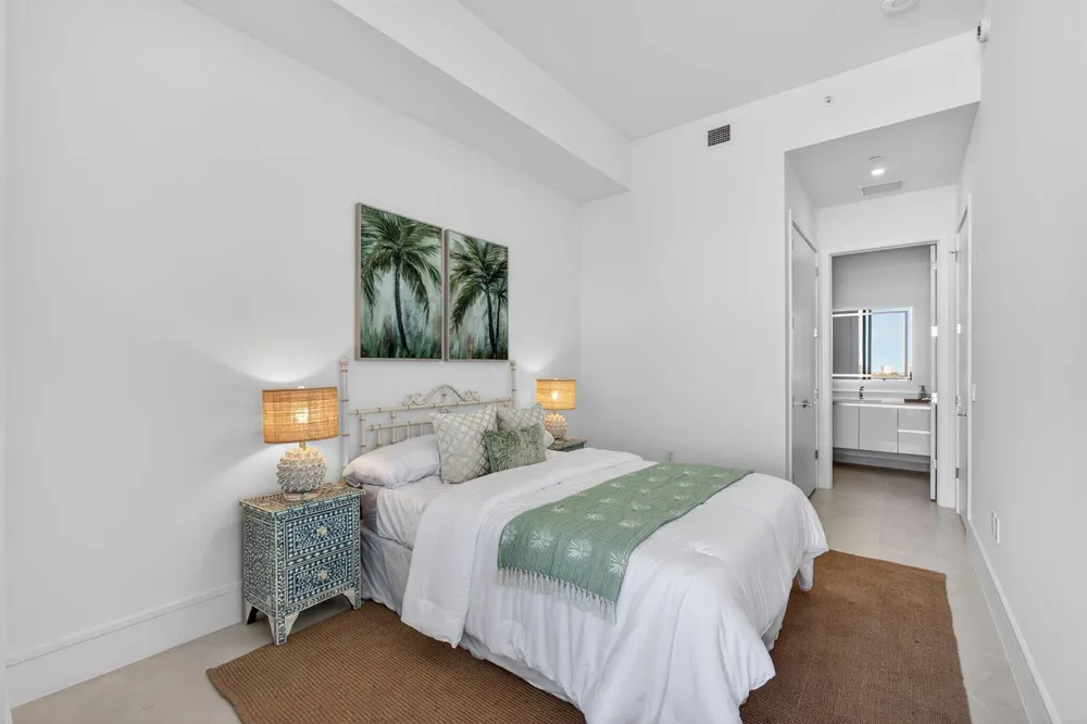 220 Lake Shore Drive #605 Lake Park, FL 33403