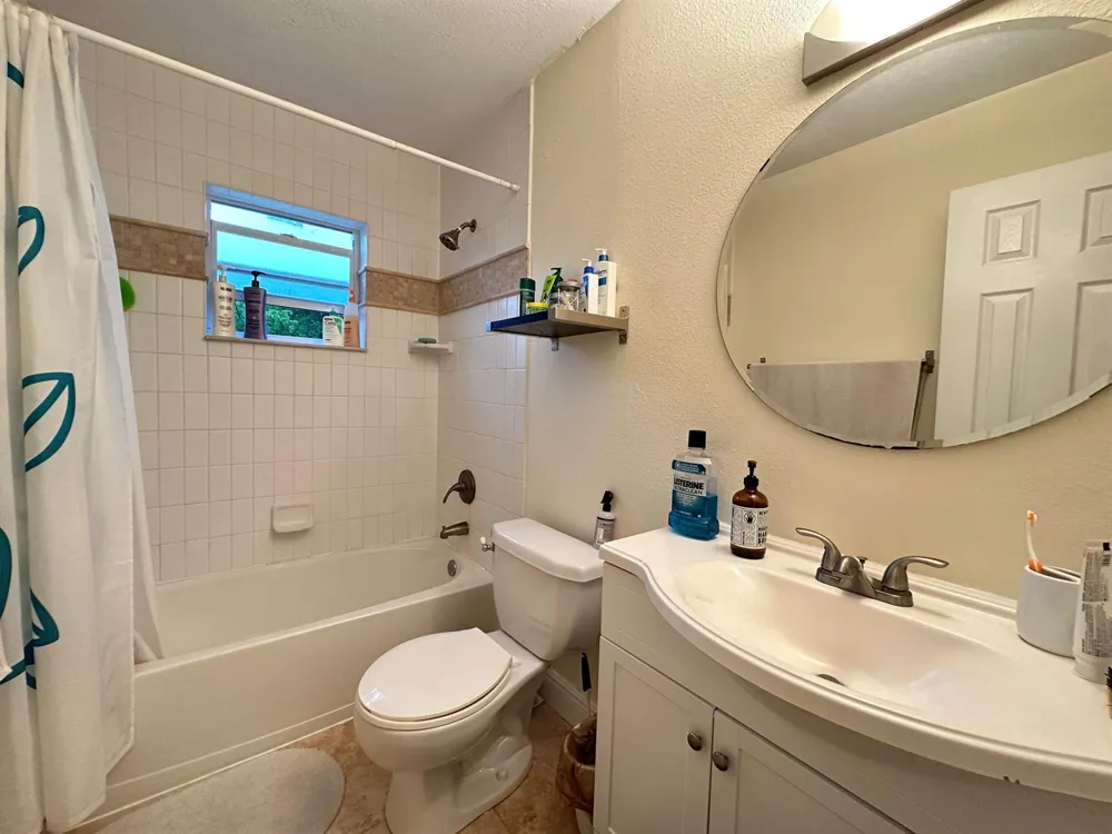5811 NE 14th Road #1 Fort Lauderdale, FL 33334
