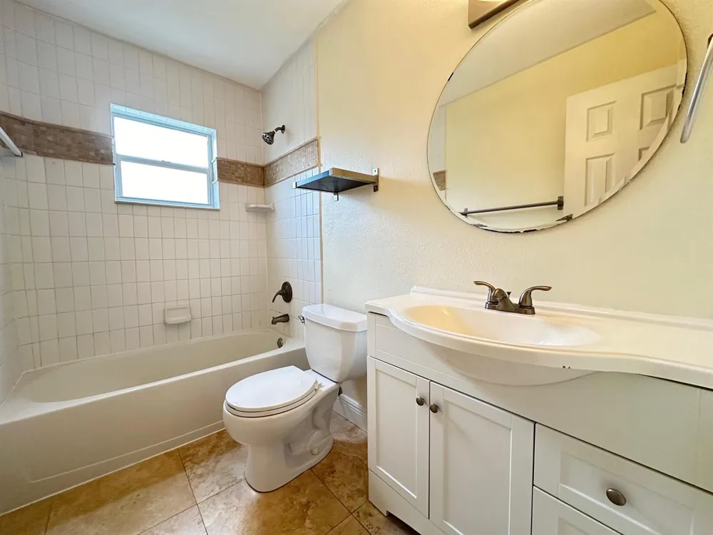 5811 NE 14th Road #1 Fort Lauderdale, FL 33334