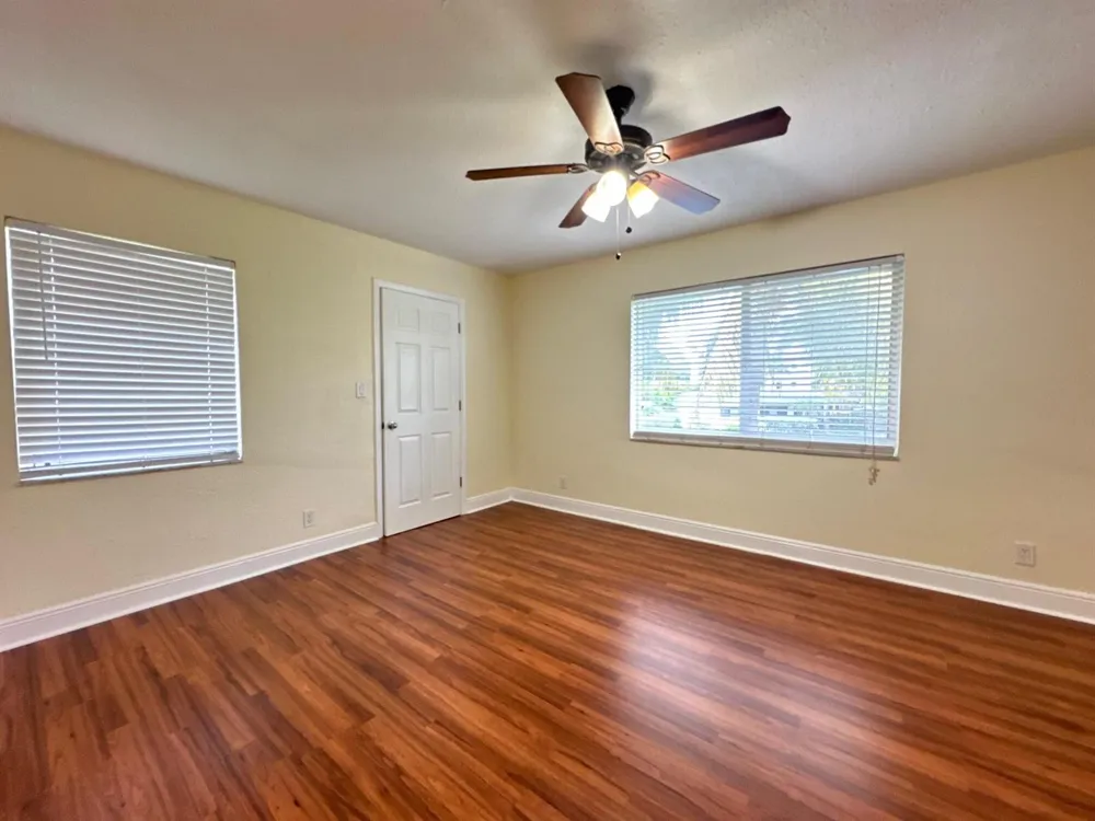 5811 NE 14th Road #1 Fort Lauderdale, FL 33334