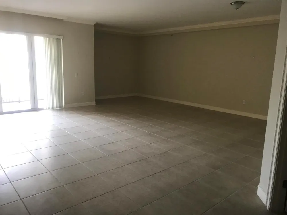 16102 Emerald Estates Drive #212 Weston, FL 33331