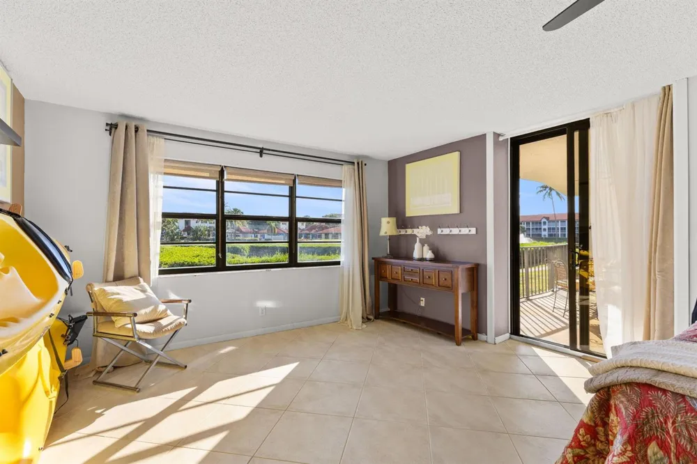 7020 Half Moon Circle #105 Hypoluxo, FL 33462