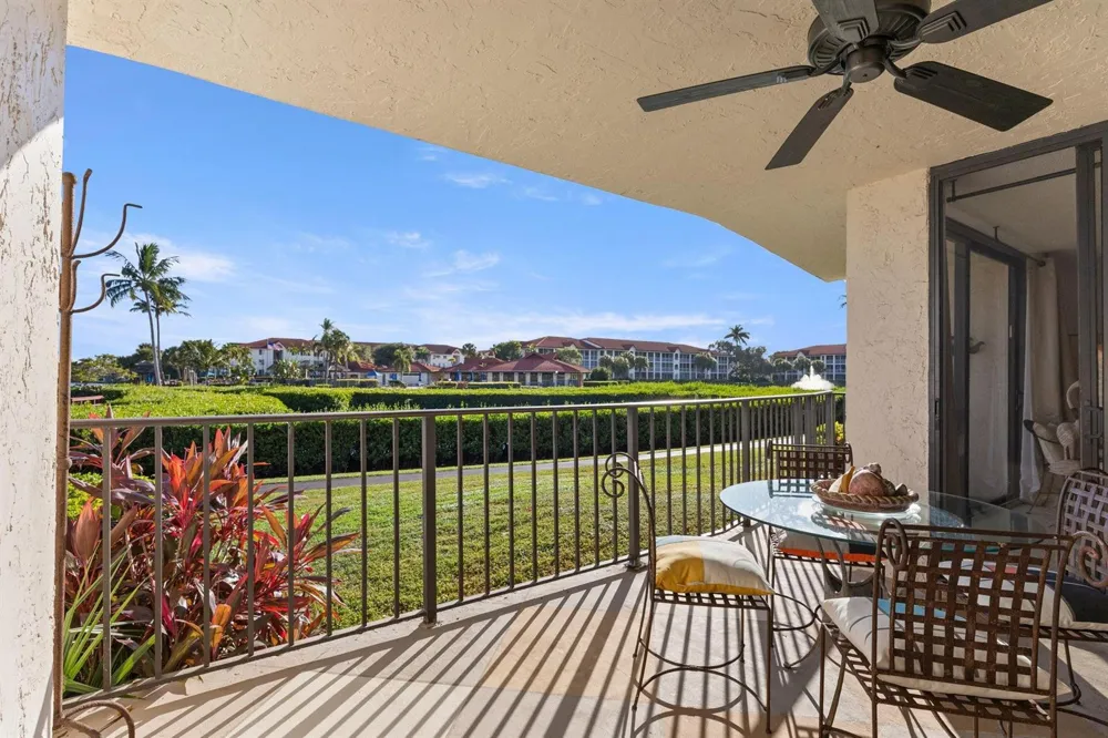 7020 Half Moon Circle #105 Hypoluxo, FL 33462