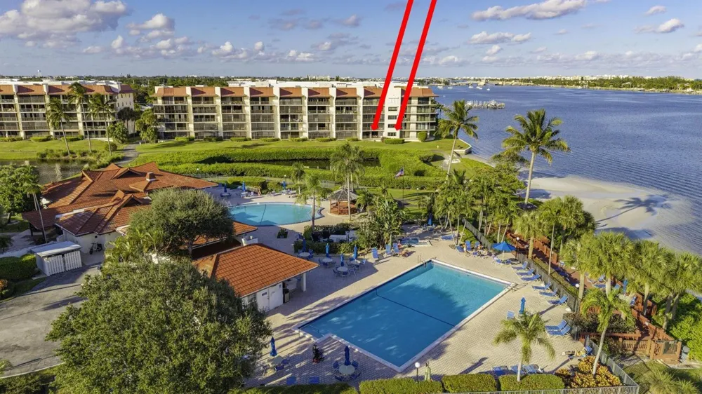 7020 Half Moon Circle #105 Hypoluxo, FL 33462