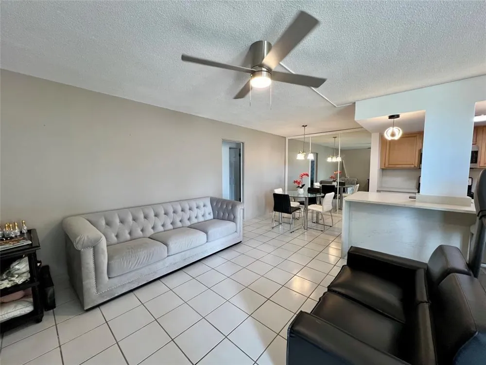 2840 NE 33rd Court #2 Fort Lauderdale, FL 33306
