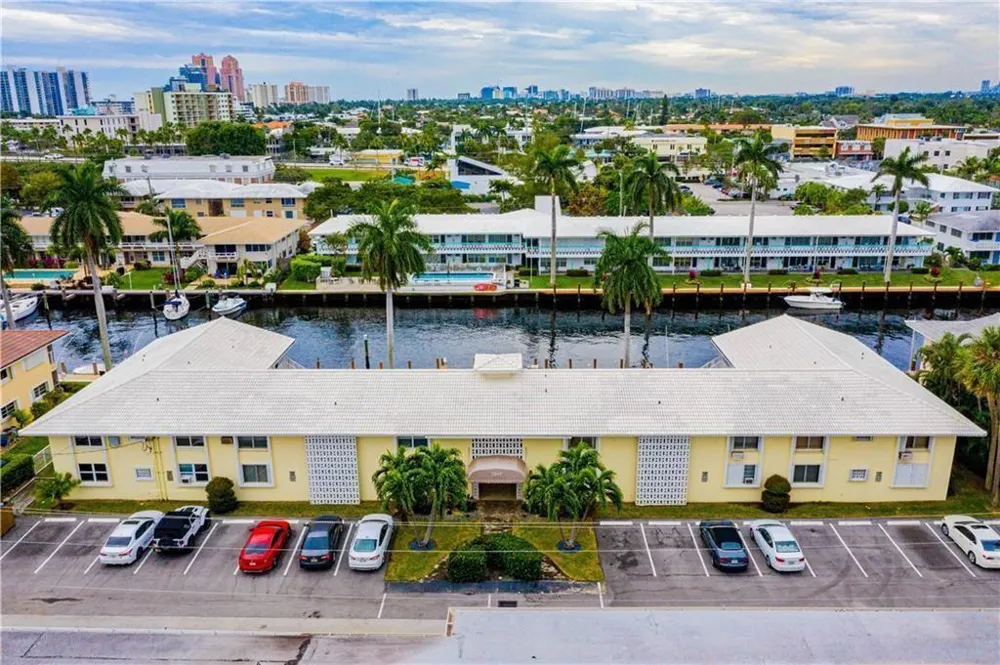 2840 NE 33rd Court #2 Fort Lauderdale, FL 33306