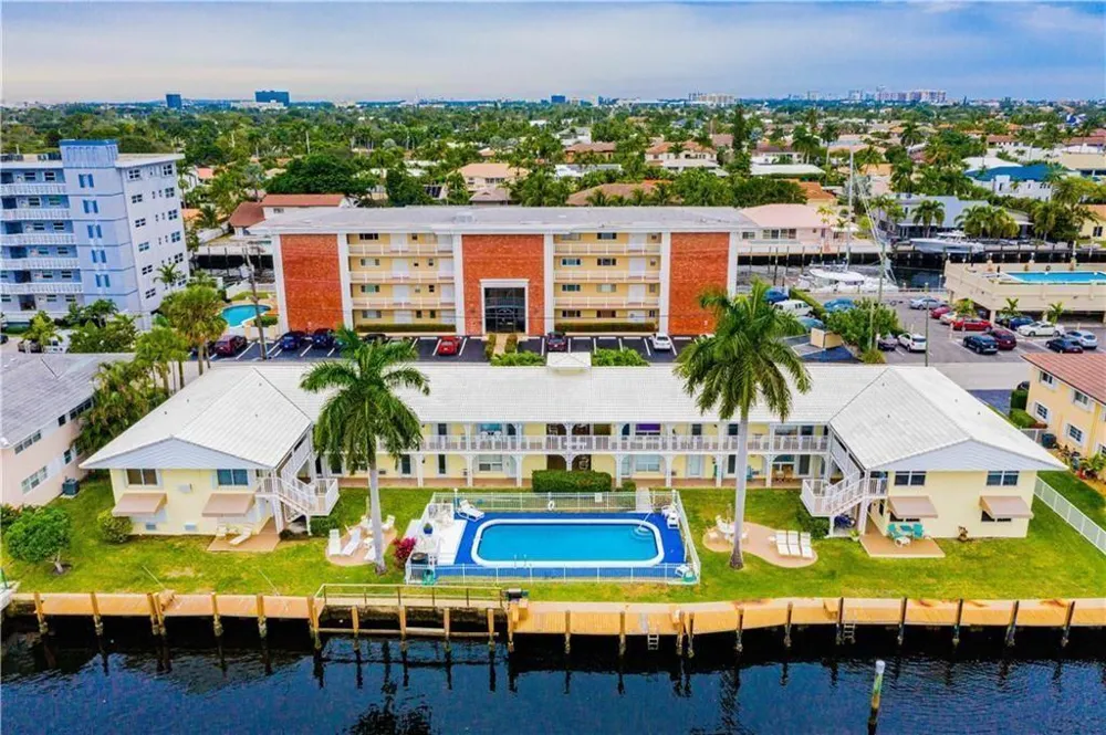 2840 NE 33rd Court #2 Fort Lauderdale, FL 33306