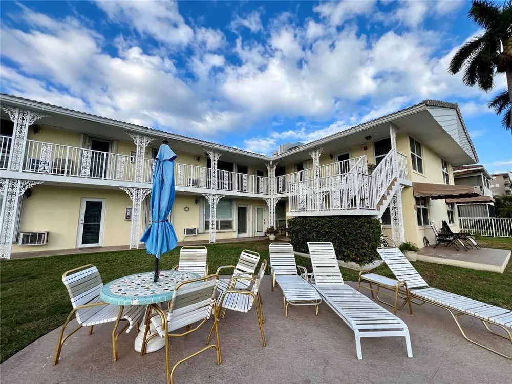 2840 NE 33rd Court #2 Fort Lauderdale, FL 33306