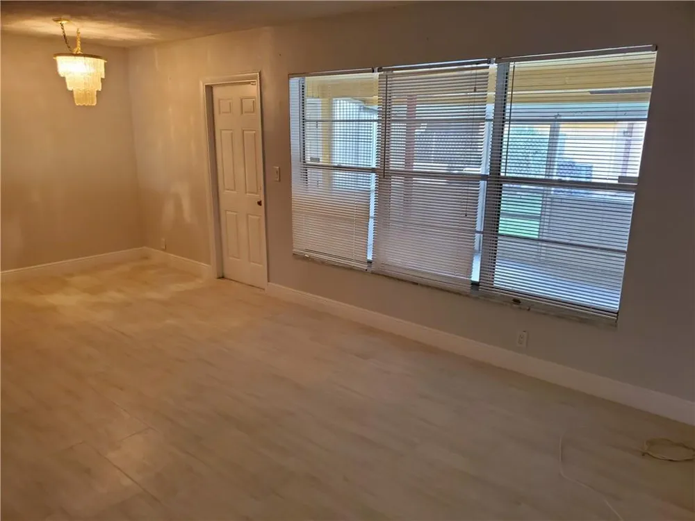 2743 NW 47th Terrace #604 Lauderdale Lakes, FL 33313
