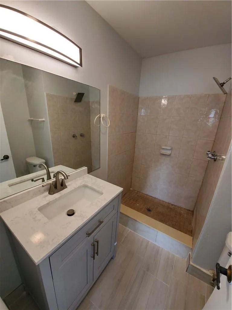 2743 NW 47th Terrace #604 Lauderdale Lakes, FL 33313