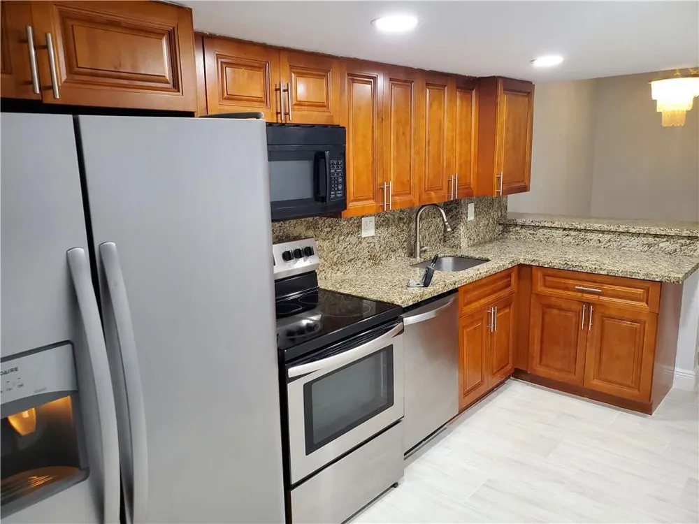 2743 NW 47th Terrace #604 Lauderdale Lakes, FL 33313