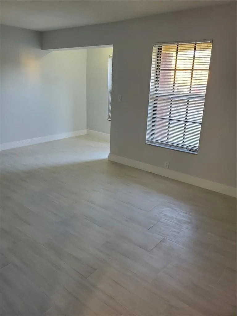 2743 NW 47th Terrace #604 Lauderdale Lakes, FL 33313