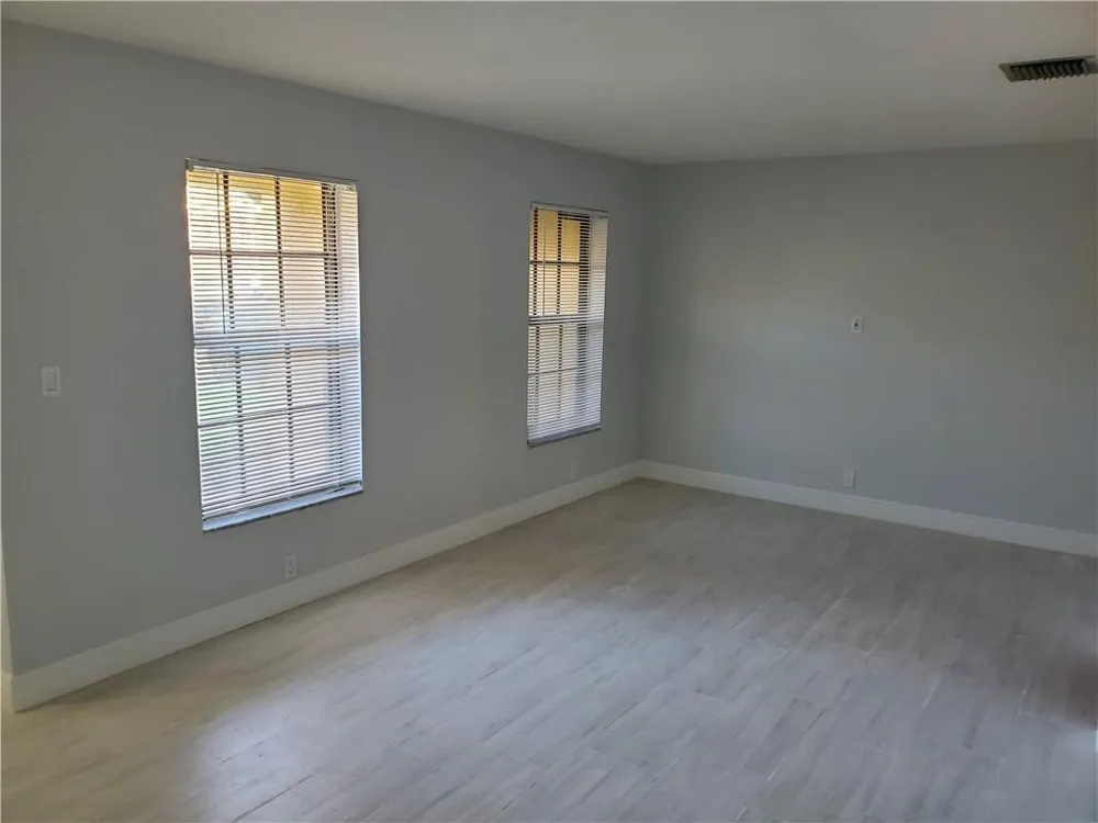 2743 NW 47th Terrace #604 Lauderdale Lakes, FL 33313