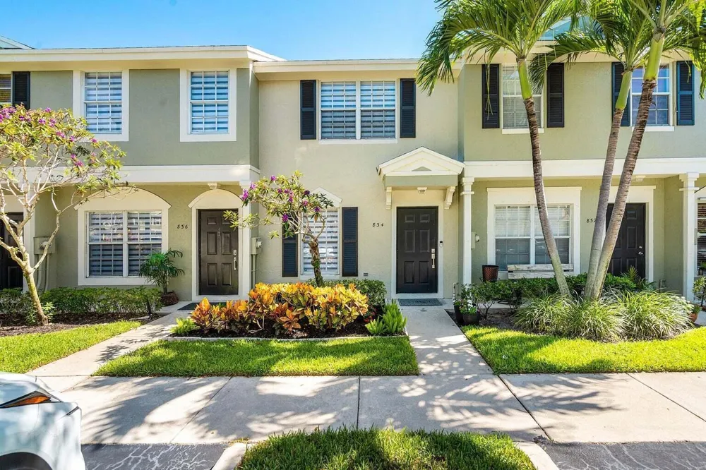 834 Kokomo Key Lane Delray Beach, FL 33483