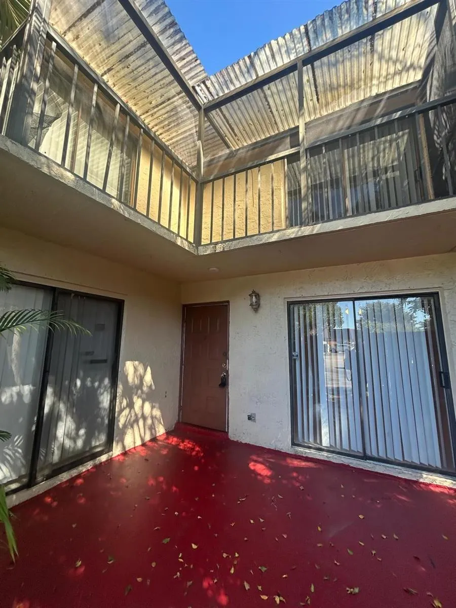 5821 Swordfish Court #B Tamarac, FL 33319