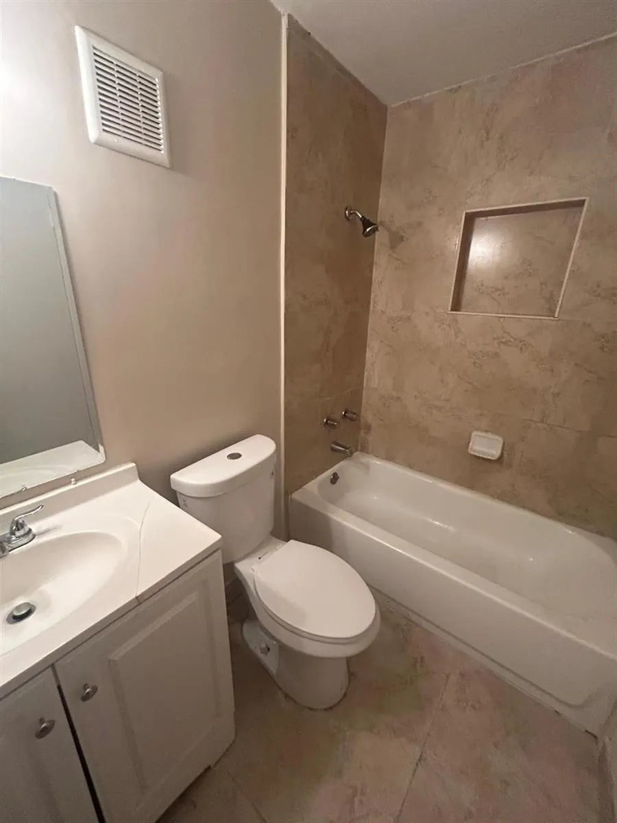 5821 Swordfish Court #B Tamarac, FL 33319